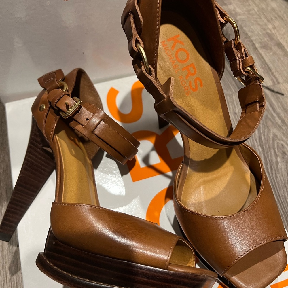 Platform Open Toe Kors - image 3